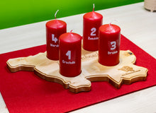 Lade das Bild in den Galerie-Viewer, Saarlandbrett aus Holz - Adventskranz "Frohe Weihnachde"