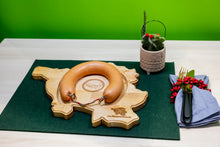 Lade das Bild in den Galerie-Viewer, Saarlandbrett aus Holz - Lyoner Edition