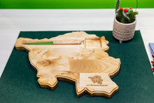 Lade das Bild in den Galerie-Viewer, Saarlandbrett aus Holz - Maggi Edition