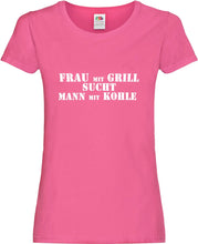Lade das Bild in den Galerie-Viewer, Girly T-Shirt - Frau mit Grill