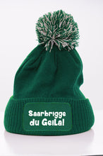 Lade das Bild in den Galerie-Viewer, Beanie Bommelmütze - Saarbrigge du Geila!