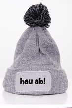 Lade das Bild in den Galerie-Viewer, Beanie Bommelmütze - hau ab!
